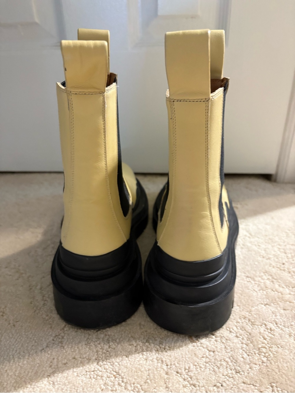 Alias Mae Cream Chelsea Lug Boots with Black Sole - Picture 5 of 9